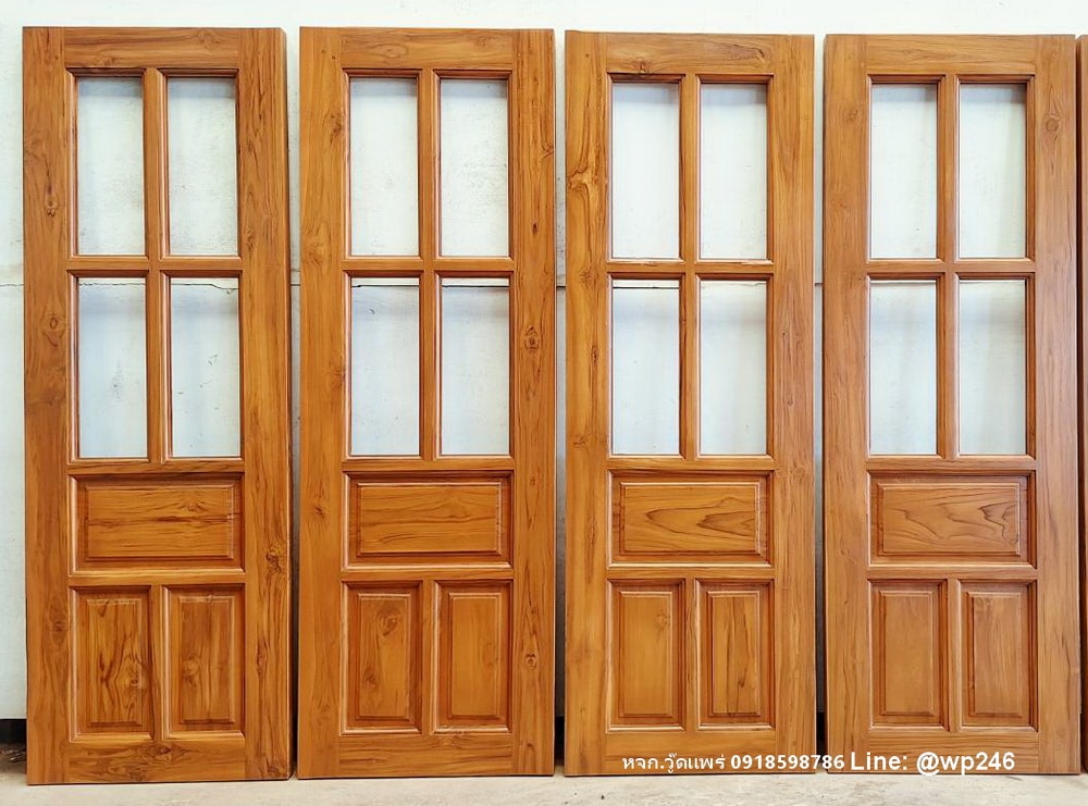 หน้าต่างไม้ช่องกระจก 50x150 ซม.