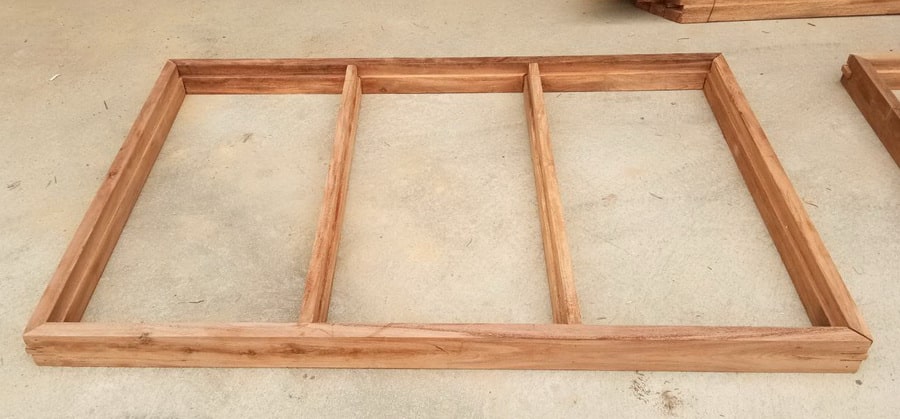 วงกบไม้เนื้อแข็ง หน้าต่าง 3 บาน