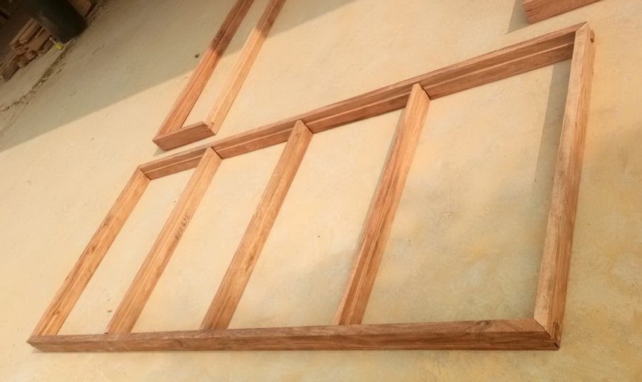 วงกบไม้เนื้อแข็ง หน้าต่าง 4 บาน