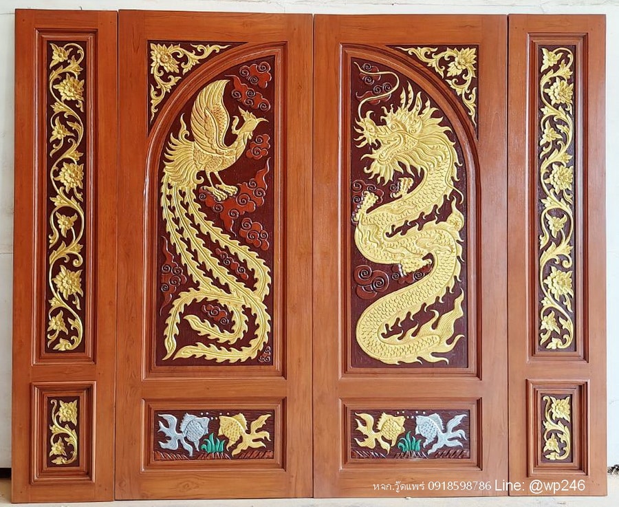 ประตูไม้บานคู่แกะสลักมังกรหงส์ ดอกไม้